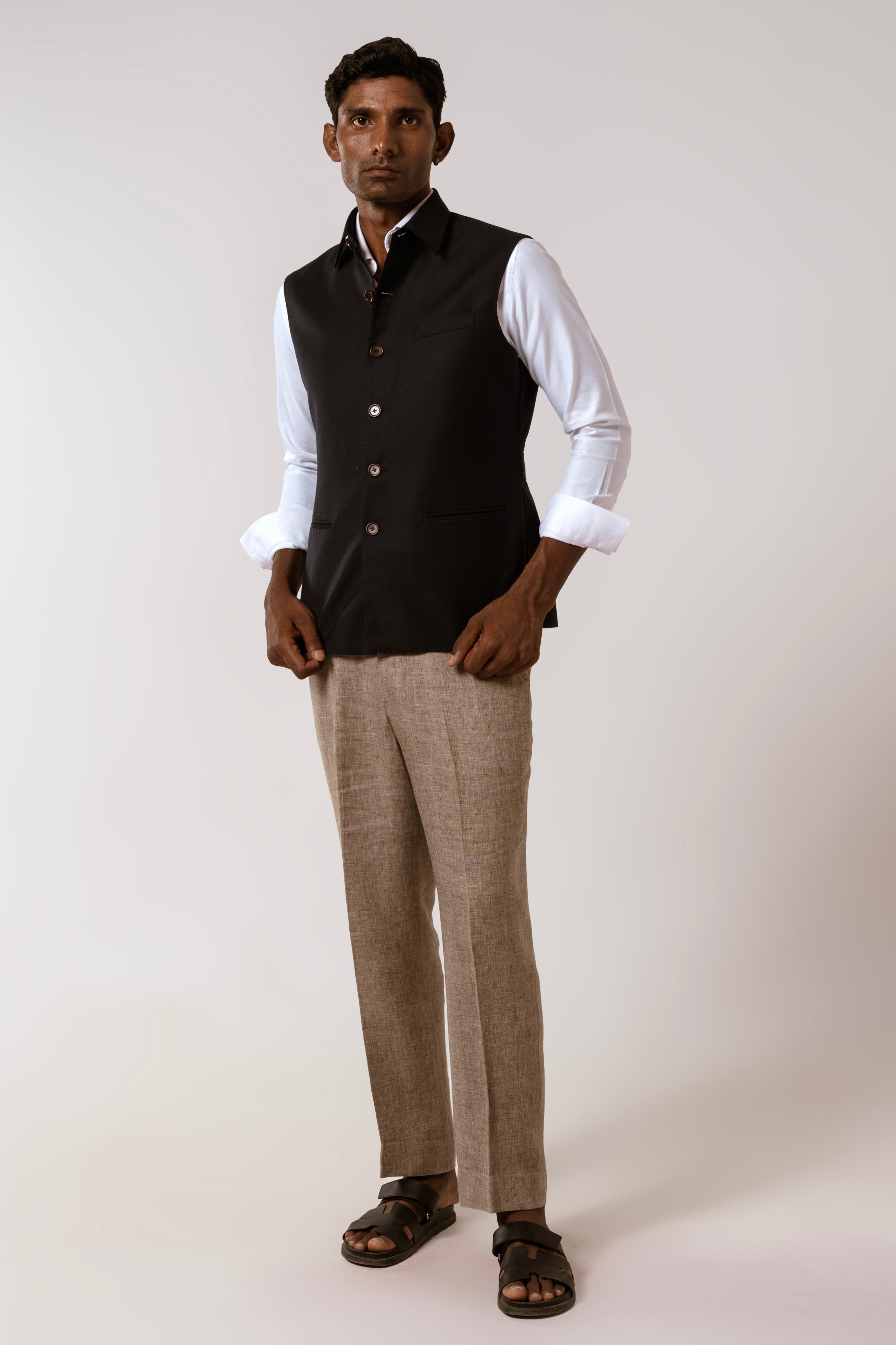 Collared Sadri In Navy Blue Tropical Wool