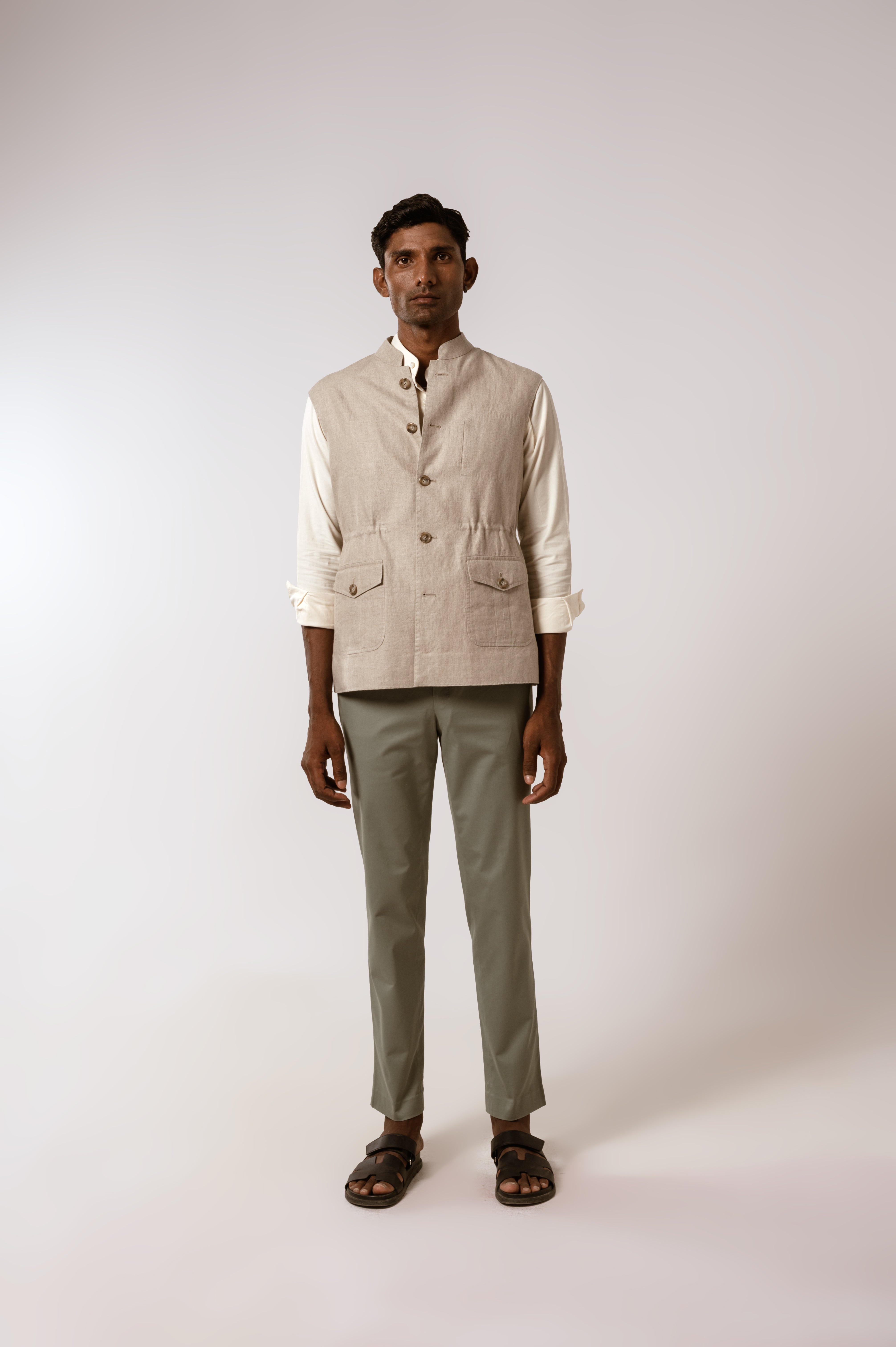 Shikar Sadri In Oatmeal Linen