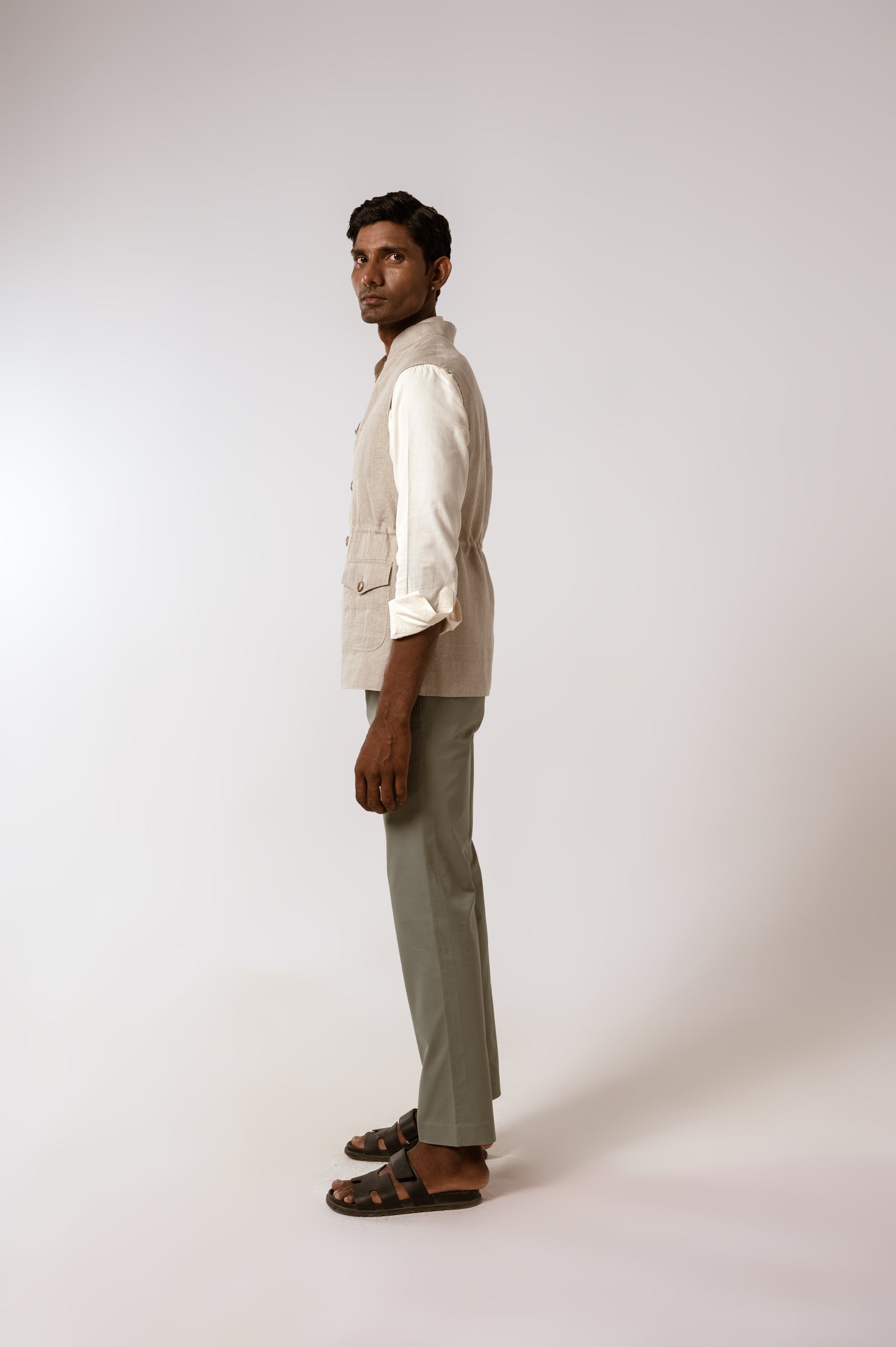 Shikar Sadri In Oatmeal Linen