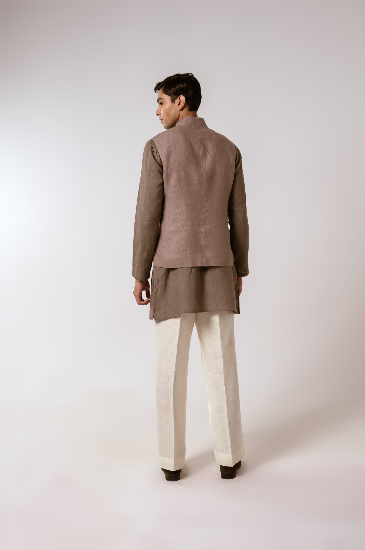 Ameer Sadri In Dusty Beige Linen