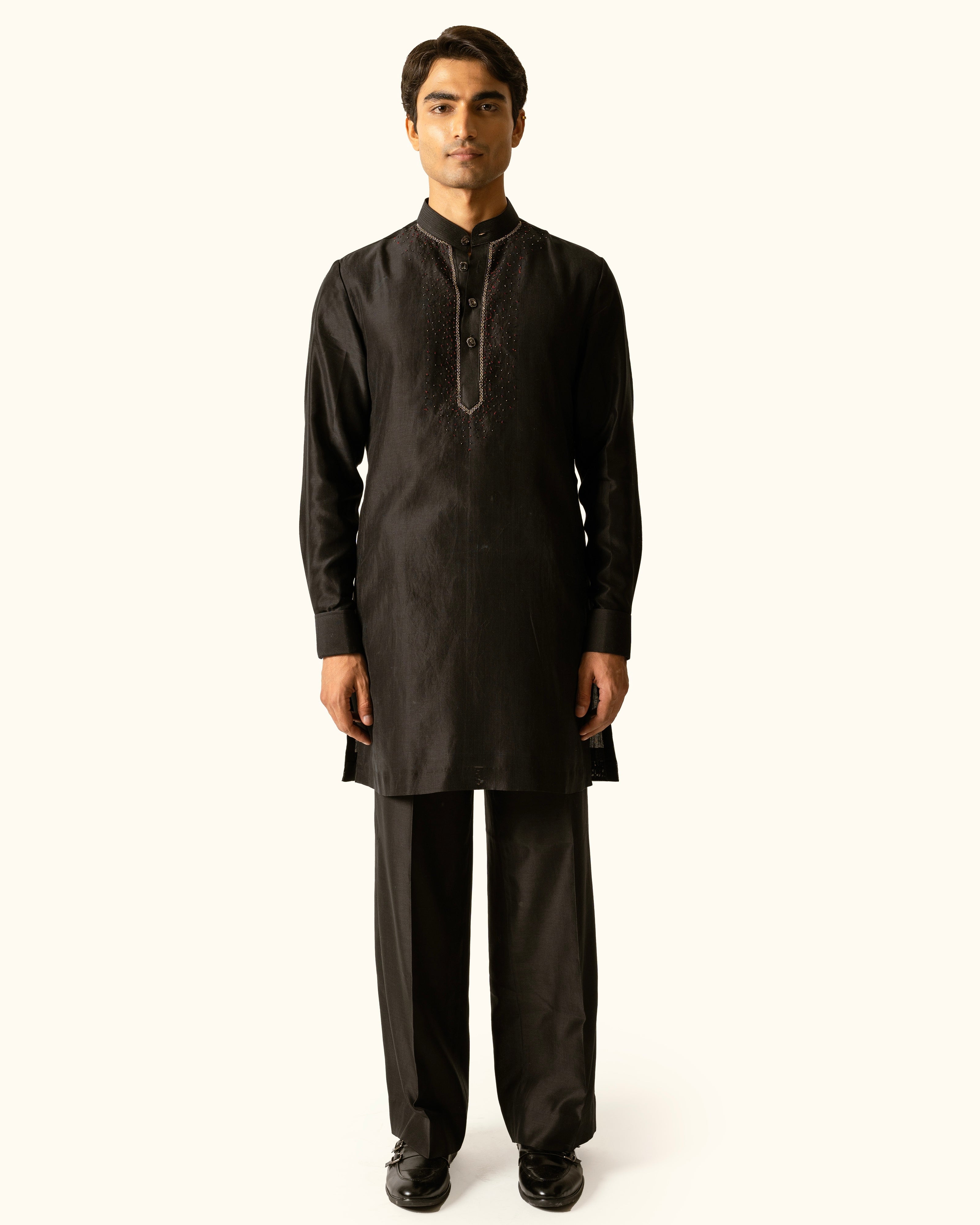 Black Neckline Embroidered Kurta